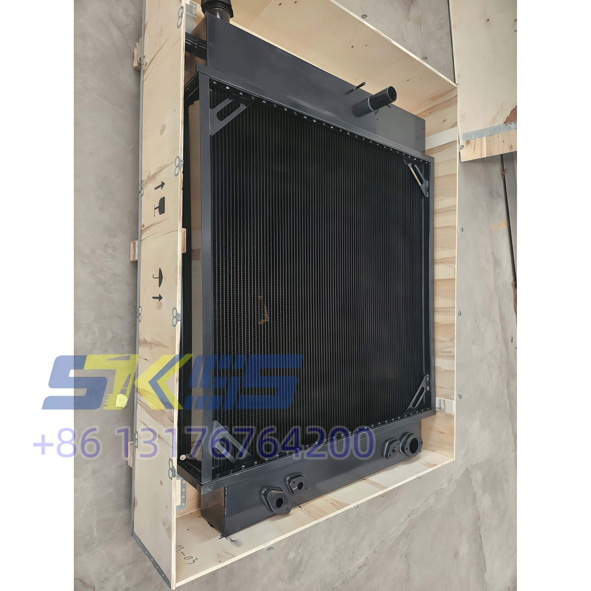 小松推土机D275A散热器 17M-03-41101